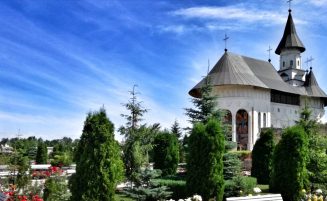 Mănăstirea Hadâmbu – colț de rai pe meleaguri ieşene